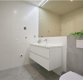 6 Bedroom Seafront Villa with Pool near Slano, Sleeps 12-14